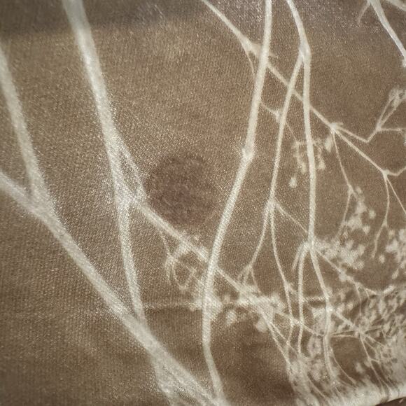 Aviva Stanoff Table Runner Pressed Botanicals Patchwork Autumn 90"x14.5" - Picture 3 of 9